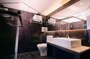 Kiwi Express Hotel - Jiuru