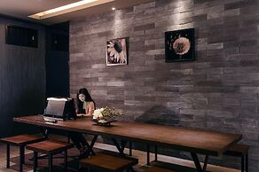 Kiwi Express Hotel - Jiuru