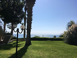 Kotzias Hotel Apartments