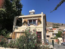 Kotzias Hotel Apartments