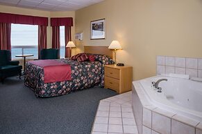 Shallow Bay Motel & Cabins