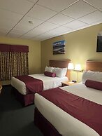 Shallow Bay Motel & Cabins