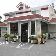 Economy Motel Inn & Suites