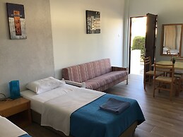 Florea Hotel Apartments