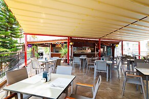 Crystal Aura Beach Resort & Spa – All Inclusive