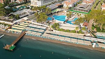 Crystal Aura Beach Resort & Spa – All Inclusive