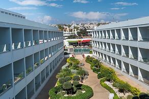 Nicholas Color Hotel