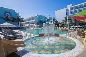 Nicholas Color Hotel