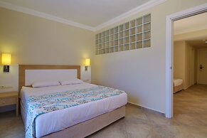 Green Bay Resort & Spa