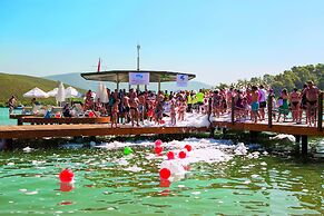 Green Bay Resort & Spa