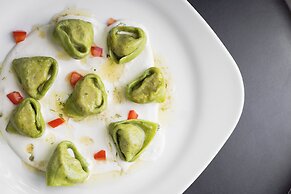UNA HOTELS San Vitale Bologna