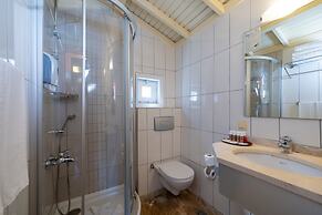 Crystal Flora Beach Resort – All Inclusive