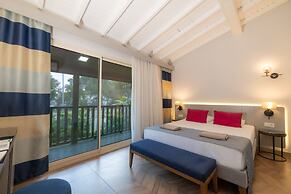 Crystal Flora Beach Resort – All Inclusive