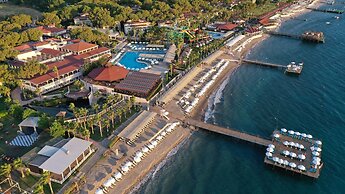 Crystal Flora Beach Resort – All Inclusive