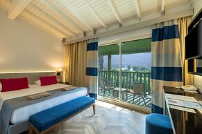 Crystal Flora Beach Resort – All Inclusive