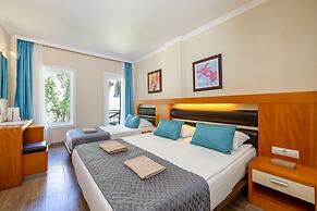 Crystal Flora Beach Resort – All Inclusive