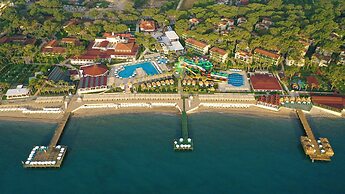 Crystal Flora Beach Resort – All Inclusive