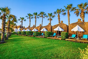 Crystal Flora Beach Resort – All Inclusive