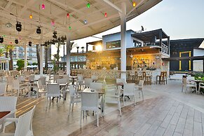 Crystal Family Resort & Spa – All Inclusive