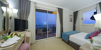 Crystal Family Resort & Spa – All Inclusive