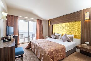 Crystal Family Resort & Spa – All Inclusive