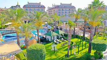 Crystal Family Resort & Spa – All Inclusive