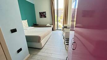Blue Shades Aparthotel