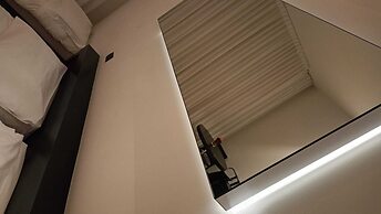 Blue Shades Aparthotel