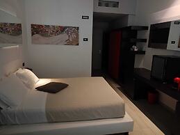 Blue Shades Aparthotel