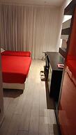 Blue Shades Aparthotel