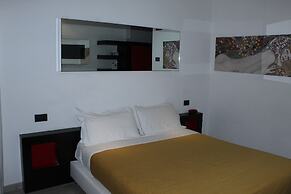 Blue Shades Aparthotel