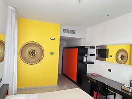 Blue Shades Aparthotel