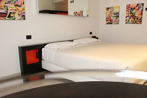 Blue Shades Aparthotel