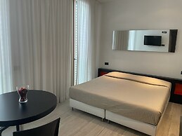 Blue Shades Aparthotel