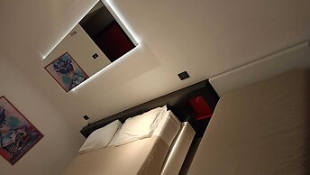 Blue Shades Aparthotel