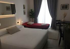 Blue Shades Aparthotel