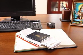 Meenakshi's Sunshine Hotel