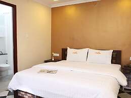 Meenakshi's Sunshine Hotel