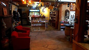 Canyon Motel and RV Park