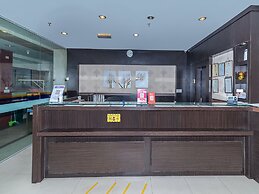 Super OYO 89847 Switz Paradise Hotel