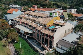 Kastel Itaipava Centro Hotel