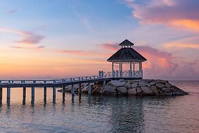 Hyatt Ziva Rose Hall - All Inclusive