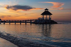 Hyatt Ziva Rose Hall - All Inclusive