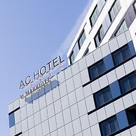 AC Porte Maillot Hotel