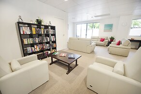 Gladstone City Central Apartment Hotel