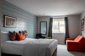 The Bridge Hotel