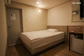 Dongdaemun Hwashin Hostel