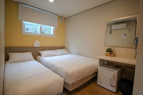 Dongdaemun Hwashin Hostel