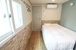 Dongdaemun Hwashin Hostel