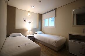 Dongdaemun Hwashin Hostel